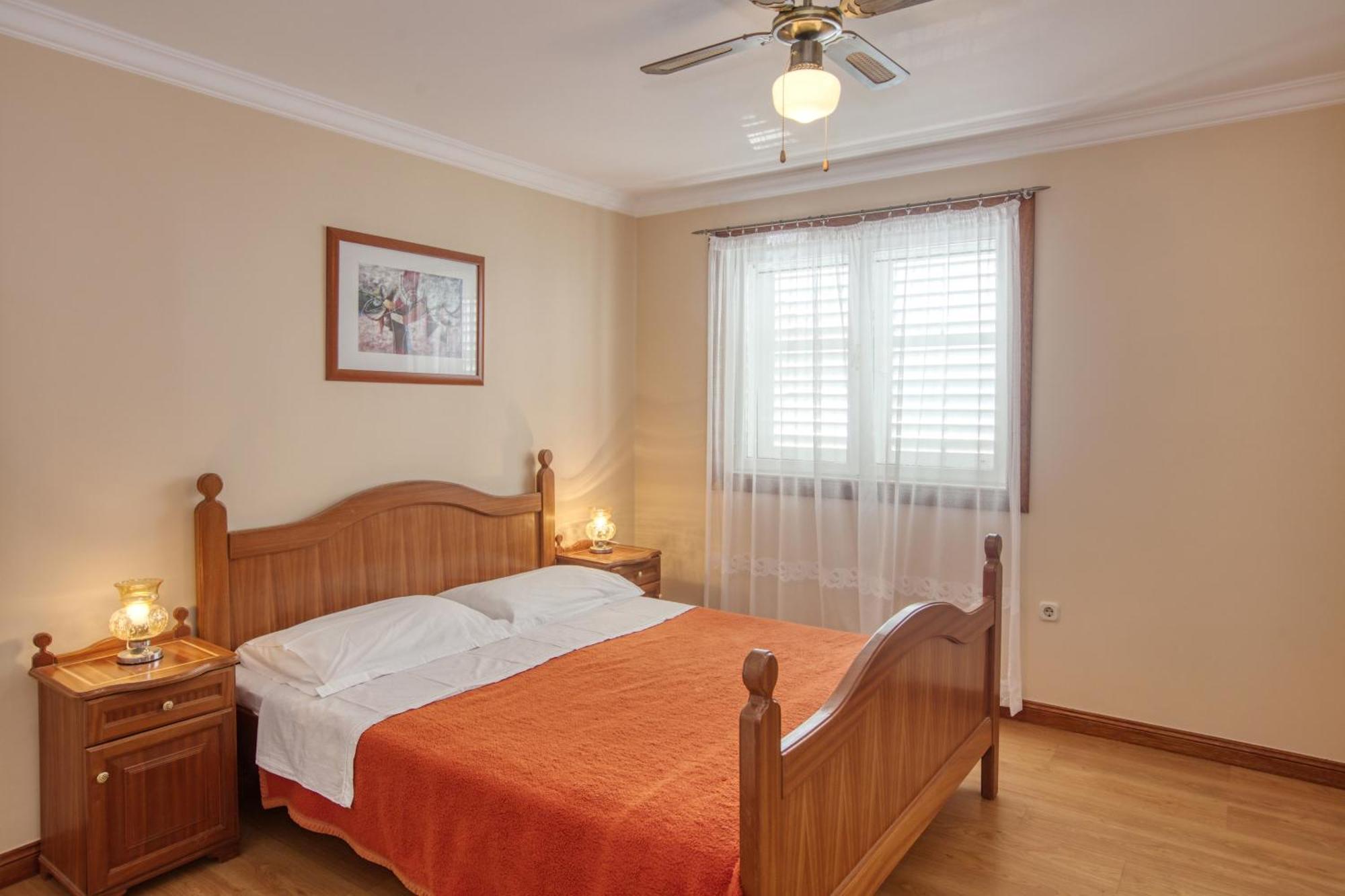 Apartments By The Sea Brodarica, Sibenik - 4194 Экстерьер фото